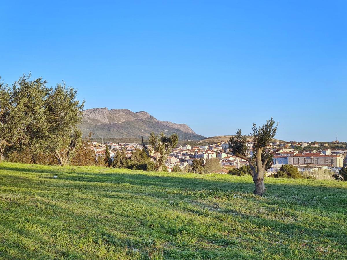 Luxury Apartment Salona Buitenkant foto