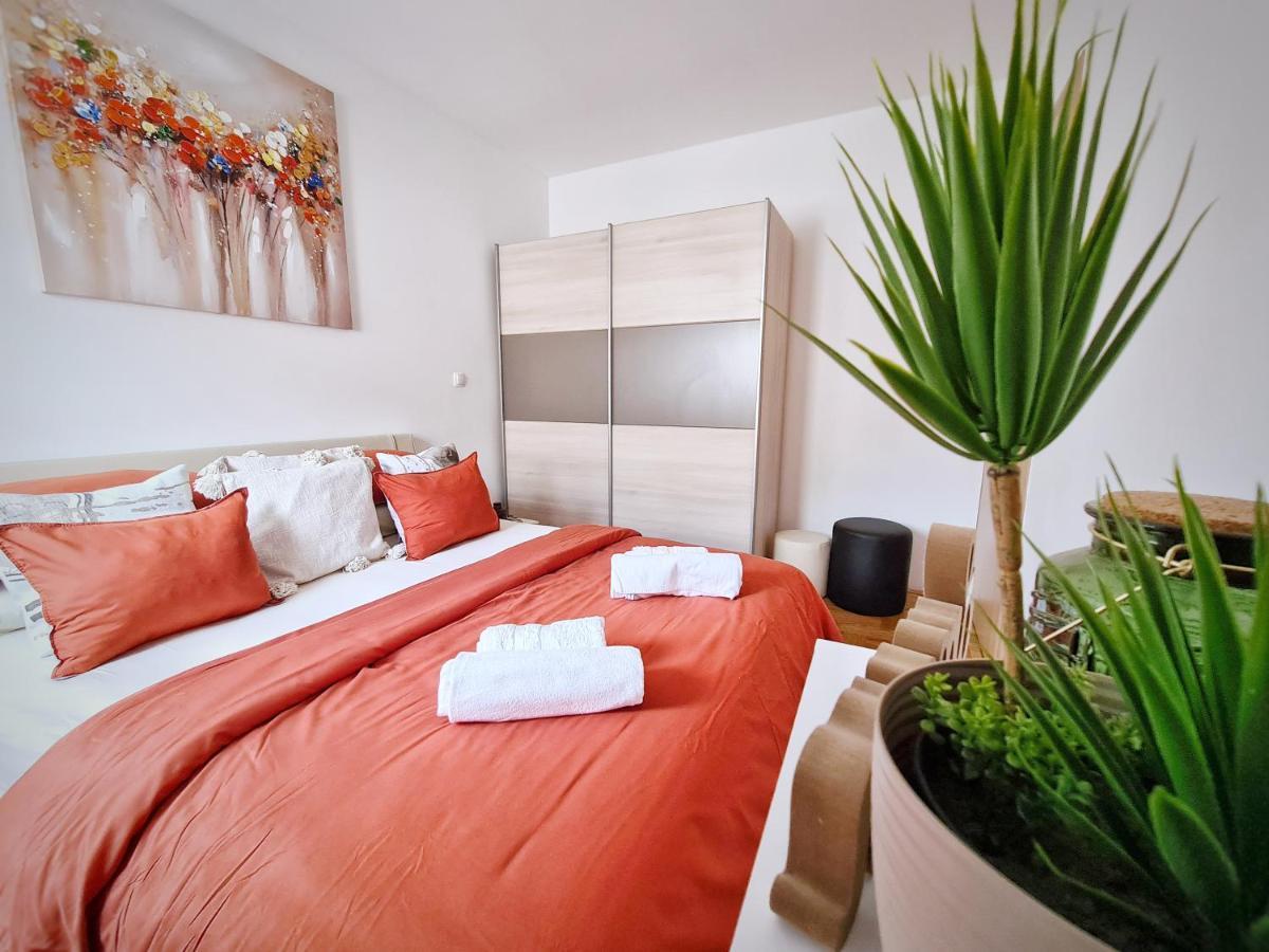 Luxury Apartment Salona Buitenkant foto